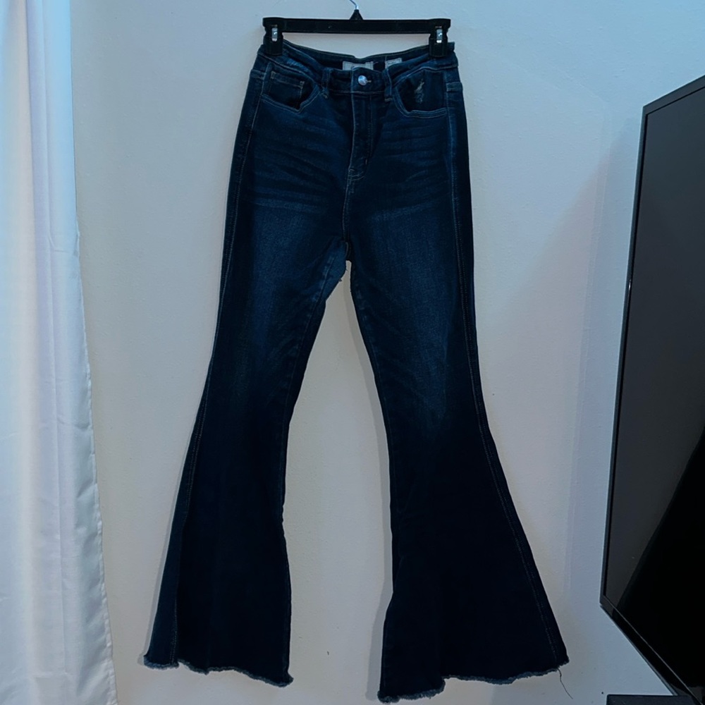 KanCan Signature Kurvy Ultra High Flare Jean